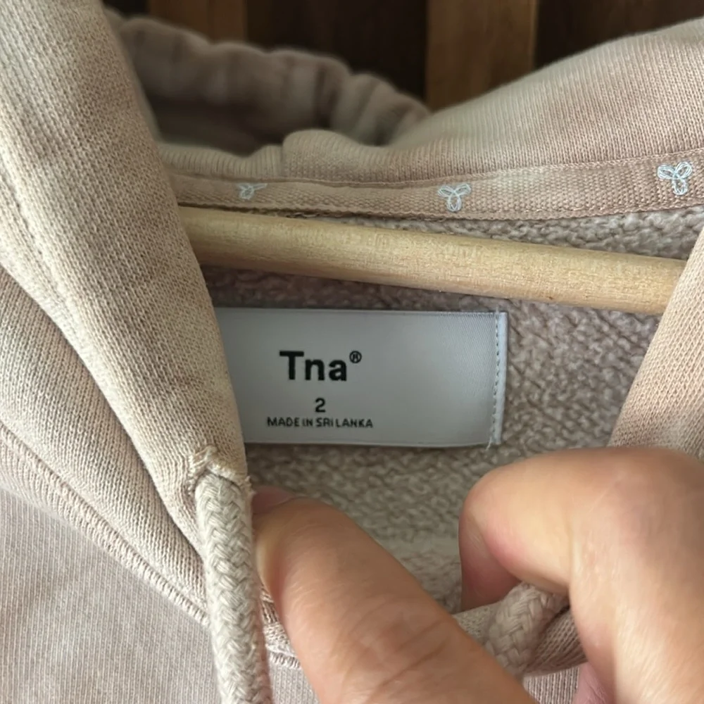 TnA tie Dyed Hoodie. Size 2 Oversized Tan - Picture 4 of 14